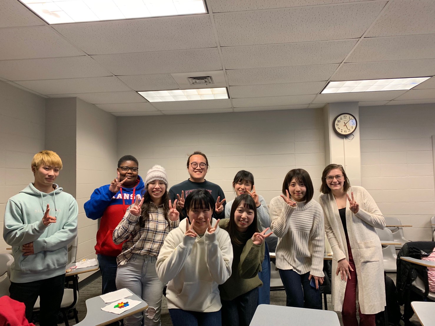 Kanagawa students in class with KU students